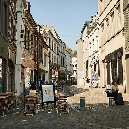 아파트 Grand Center Of *